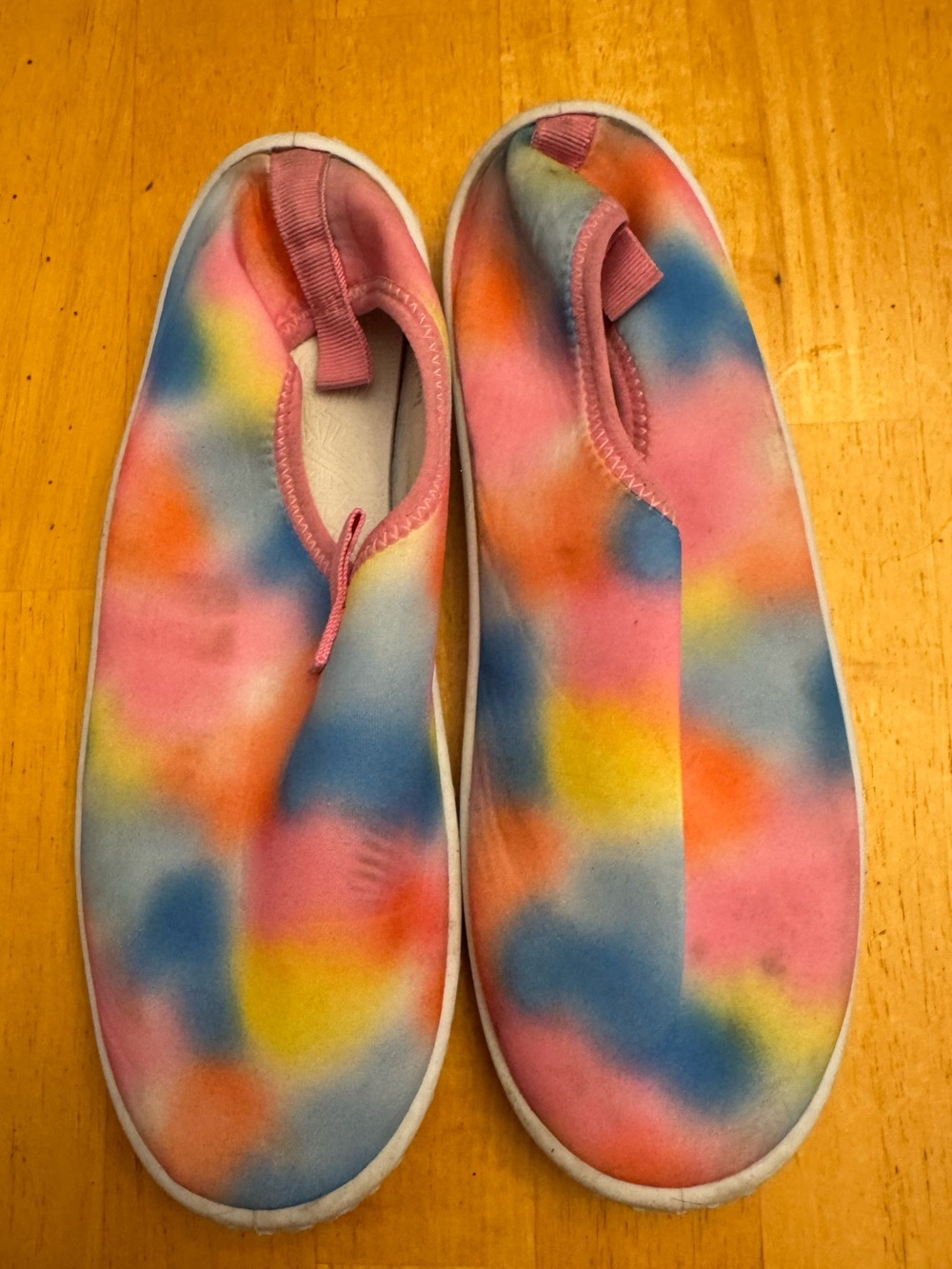 🌈 Cat & Jack Tie Dye Water Shoes Girls Size 5 Beach Pool Aqua Shoes 🏖️